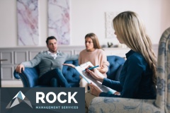 Professional psychologist conducting a consultation.